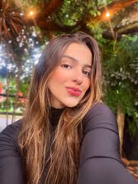 &nbsp;Elena R.&nbsp;