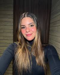 <em>María G.</em>